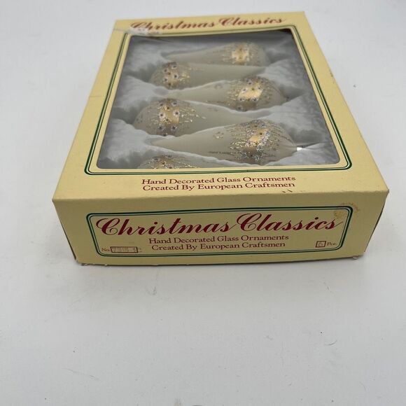 Christmas Classic Hand Decorated Glass Ornaments Created By European Craftsmen - Picture 3 of 4